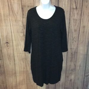 NWT Dalia Dark Grey Quarter Sleeve Round Neck Heathered Comfy Dress Size Medium